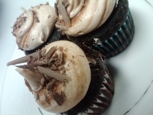 tasteandc.biz Chocolate Velvet Cupcake  
