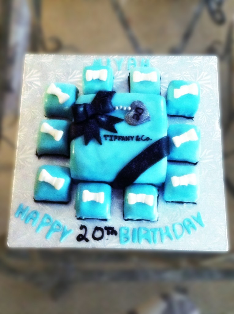 tasteandc.biz Tiffany Custom Cake!  